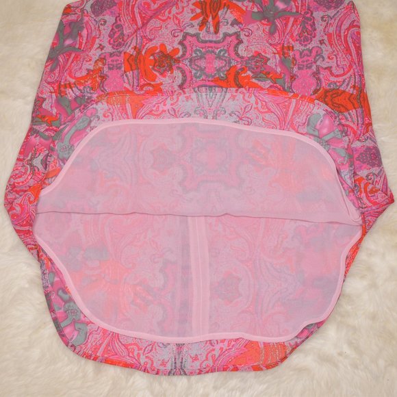 Cabi Jubilee Paisley Floral Sleeveless Top Size Small Blouse Pink Boho Casual - Picture 12 of 12